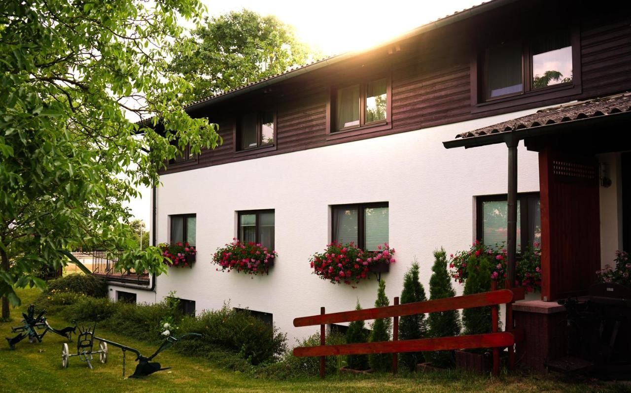 Fruehstueckspension Christinenhof Dreieich Exterior photo